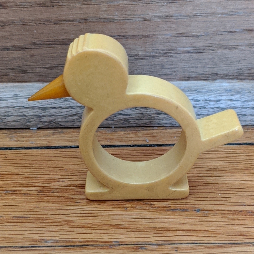 Vintage 30s Bakelite Chicks Napkin Holders, 2 - Picture 4 of 4